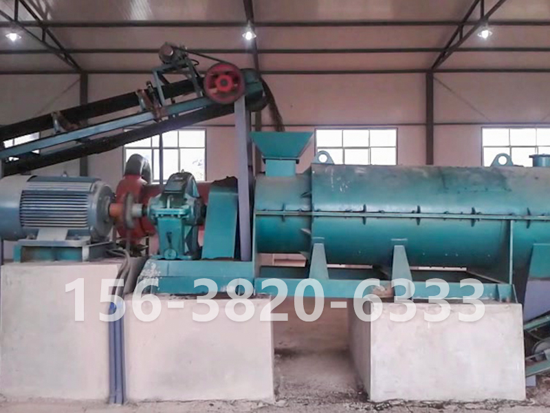 視頻新型有機肥造?，F(xiàn)場